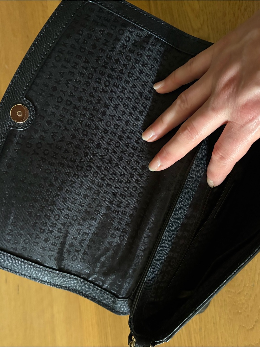 Kate Spade black leather purse - Picture 5 of 5